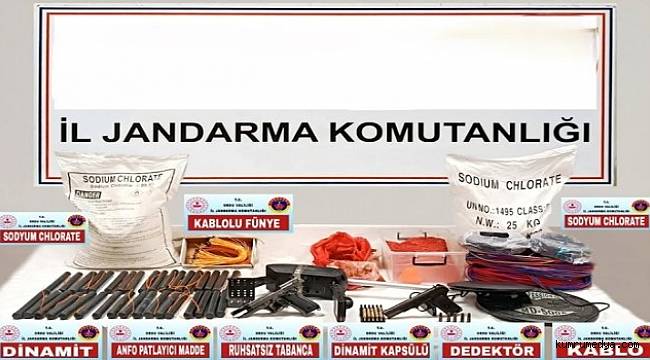 Kumru'da Definecilerin Silah ve Patlayıcı Deposu Ele Geçirildi